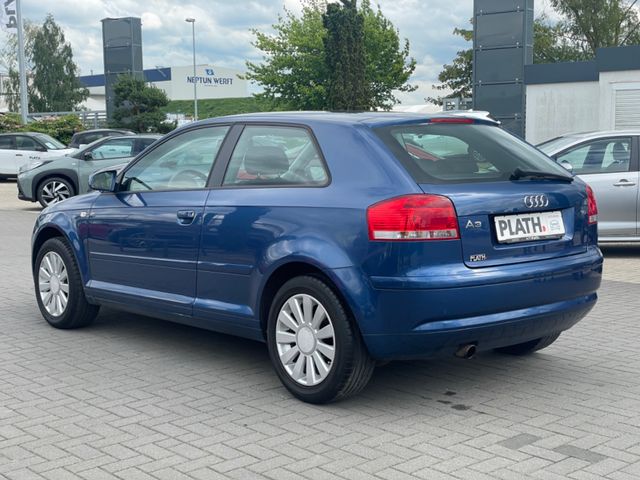 Audi A3  1.6 Attraction