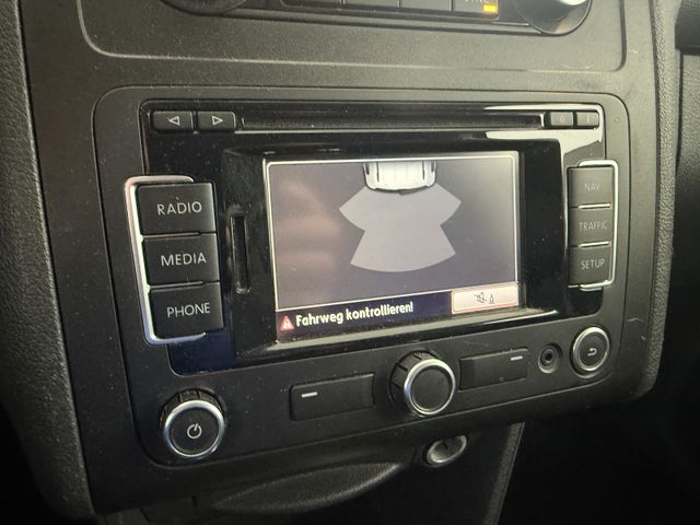 Volkswagen Caddy Maxi 2.0TDI DSG NAVI STANDHZG AHK 7SITZ