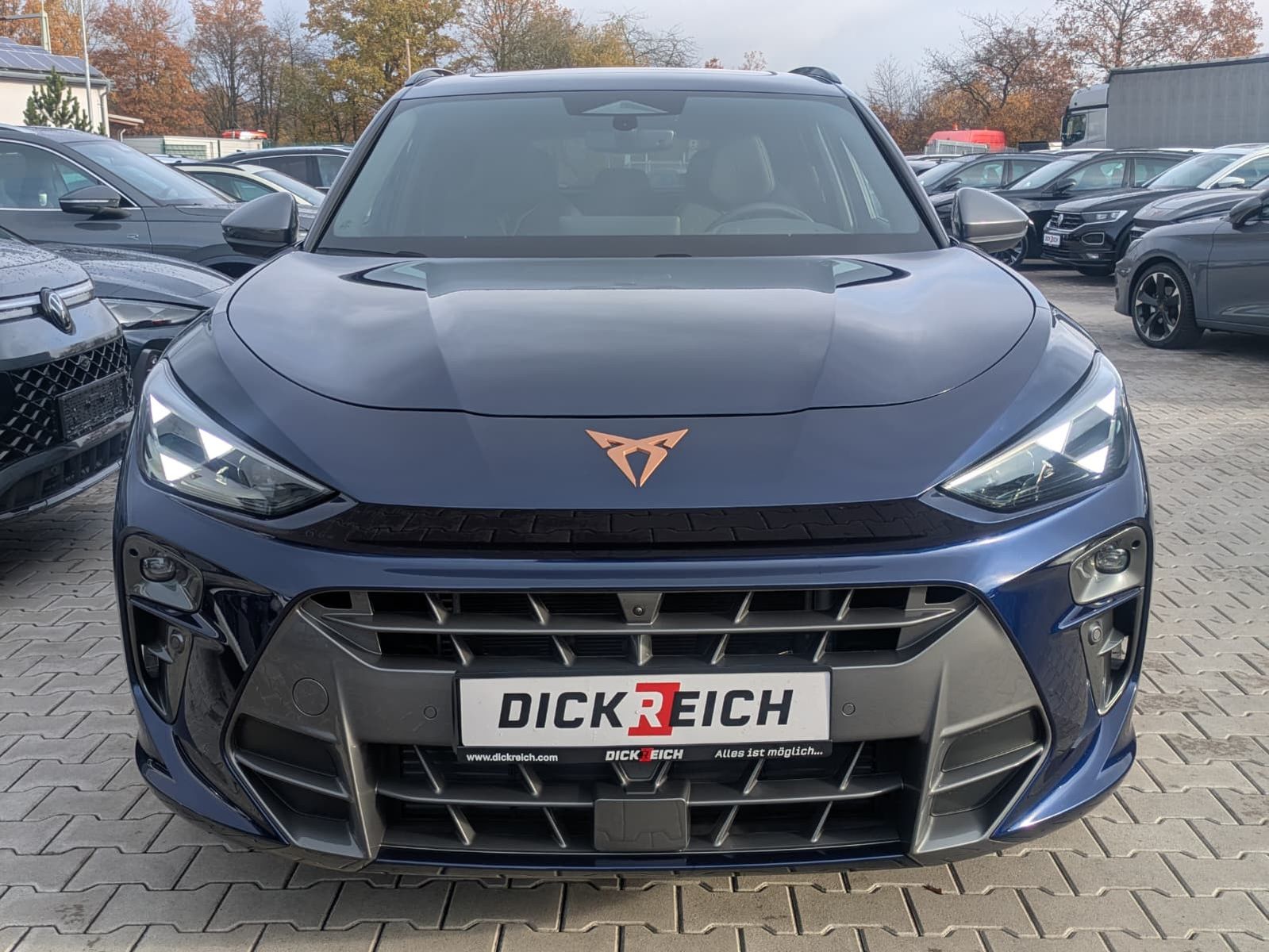 Fahrzeugabbildung CUPRA Terramar 2.0 TSI 4D VZ HUD*MATRIX*PANO*DCC*20"