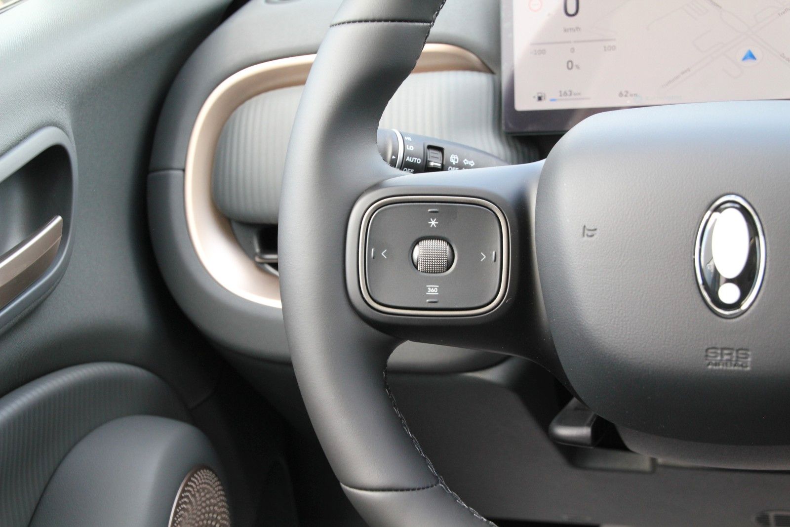 Fahrzeugabbildung GWM ORA 5 SUV Hybrid Luxury Panorama-Glasdach