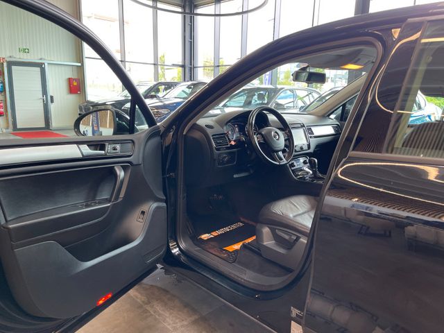 Volkswagen Touareg V6 TDI BMT DSG *NAVI*XENON*LEDER*DAB*