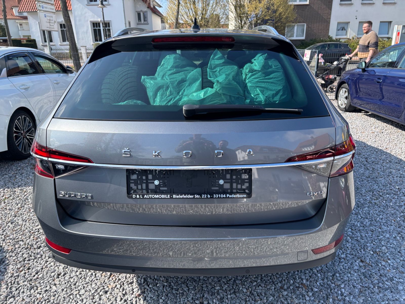 Skoda Superb Combi 2.0 TDI DSG 4x4 foto 22
