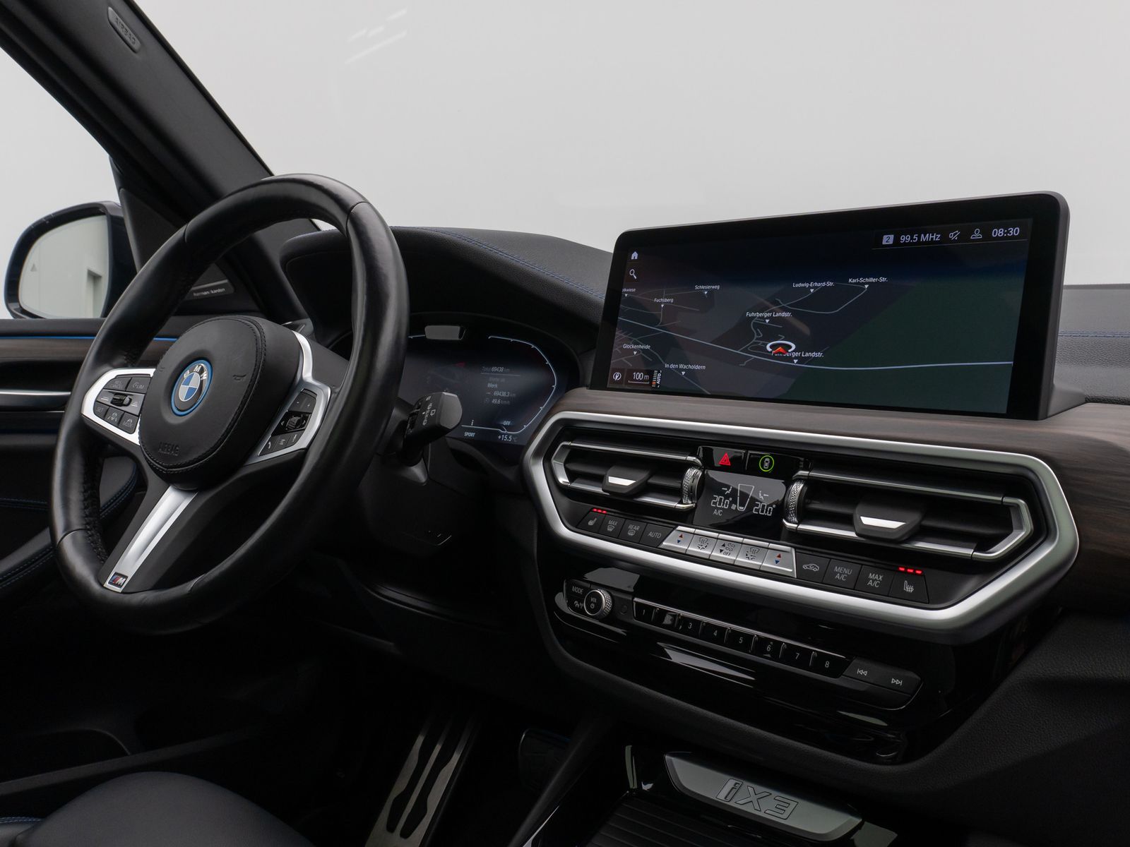 Fahrzeugabbildung BMW iX3 Impressive M Sport Panorama 360°HUD DAB H/K