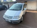 Volkswagen Sharan 2.0 TDI Sportline 7-SITZER PDC ALU EGSD - Volkswagen Sharan: Sportline