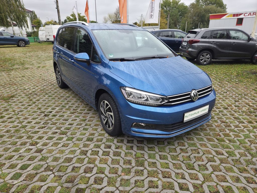 Image of Volkswagen Touran