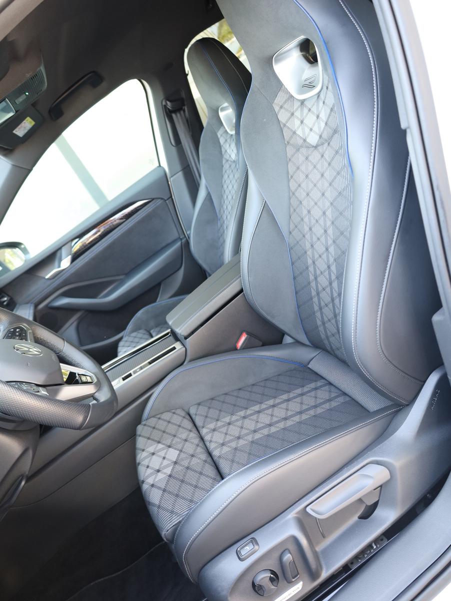 Volkswagen Passat 2.0 TDI R-Line*ACC*MATRIX*Leder*, миниатюра 14