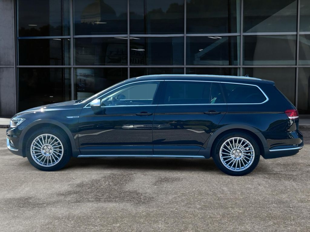 Fahrzeugabbildung Volkswagen Passat Alltrack 2.0 TDI SCR 4Motion DSG (BMT)