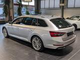 Skoda Superb Combi 2.0 TDI 4x4 DSG L&K 1.Hand - Skoda: Allradantrieb