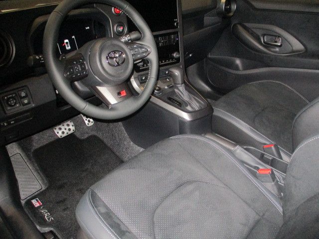 Fahrzeugabbildung Toyota GR Automatik, Convenience-Paket
