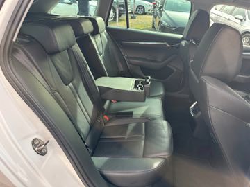 Bild 27 Skoda Octavia Combi 1st Edition*LEDER*MATRIX*StHz*SzHz