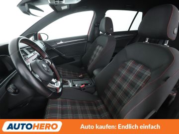 Volkswagen Golf - 10