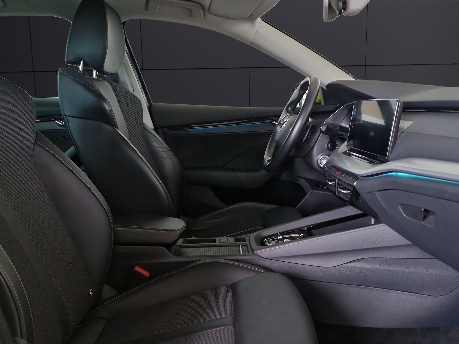 Fahrzeugabbildung SKODA Octavia Combi Ambition DSG ACC KLIMA LED