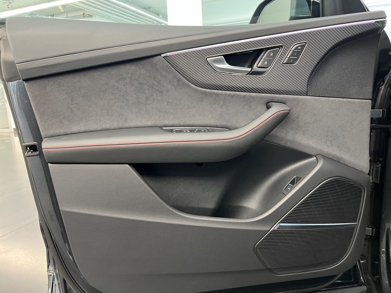 Audi RSQ8 - Bild 8