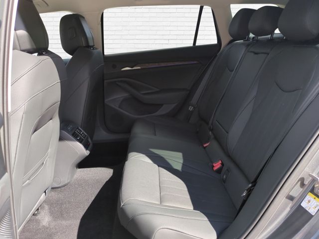 Fahrzeugabbildung SKODA Superb Combi 1.5 TSI iV L&K Hybrid MATRIX LEDER