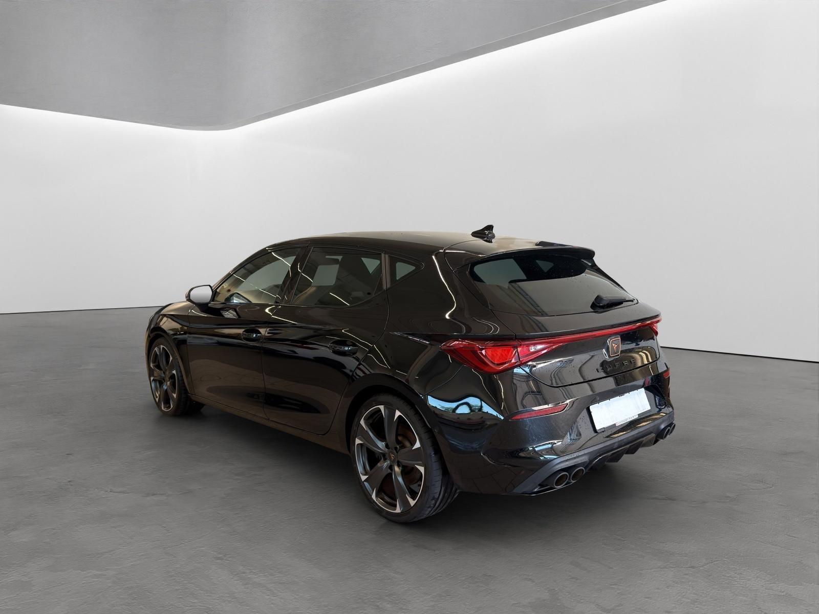 Cupra Leon 2.0 TSI DSG VZ LED NAVI KAMERA PARKLENK