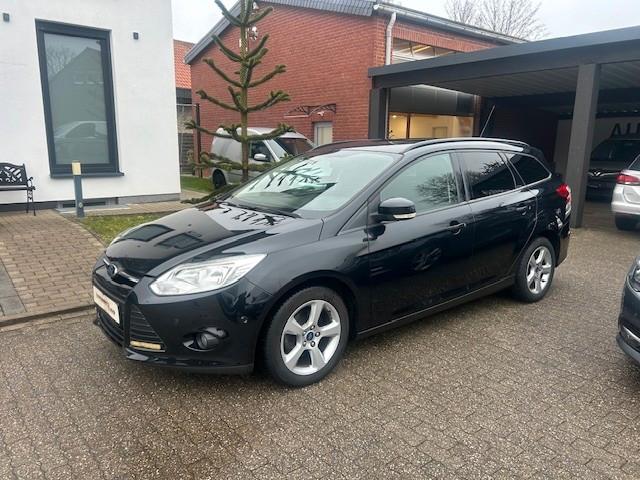 Ford Focus 2013 — photo 17