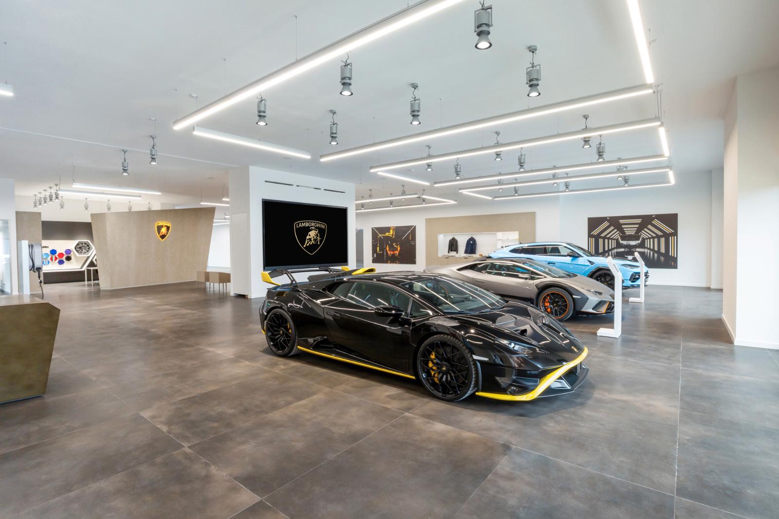 showroom-image-main