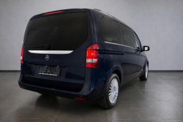 Mercedes V 220 - 7