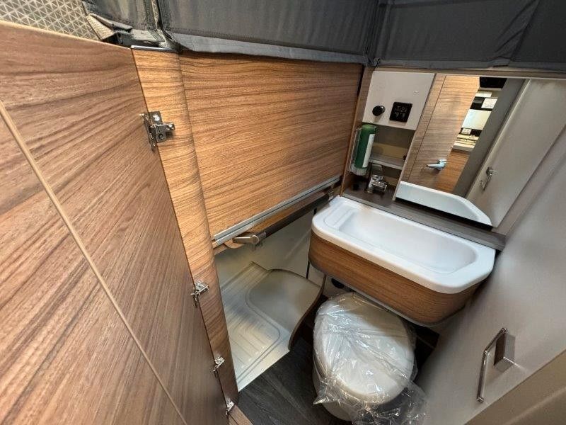 Fahrzeugabbildung Weinsberg X-Cursion CUV 500MQ,PEPPER,LED,Ausstellfenster