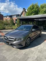 Mercedes-Benz Mercedes cla220 - Mercedes-Benz CLA 220