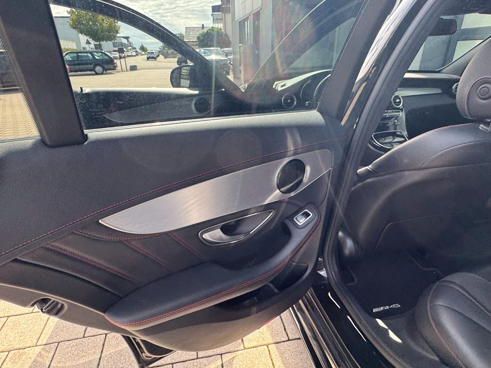 Mercedes-Benz C 43 AMG