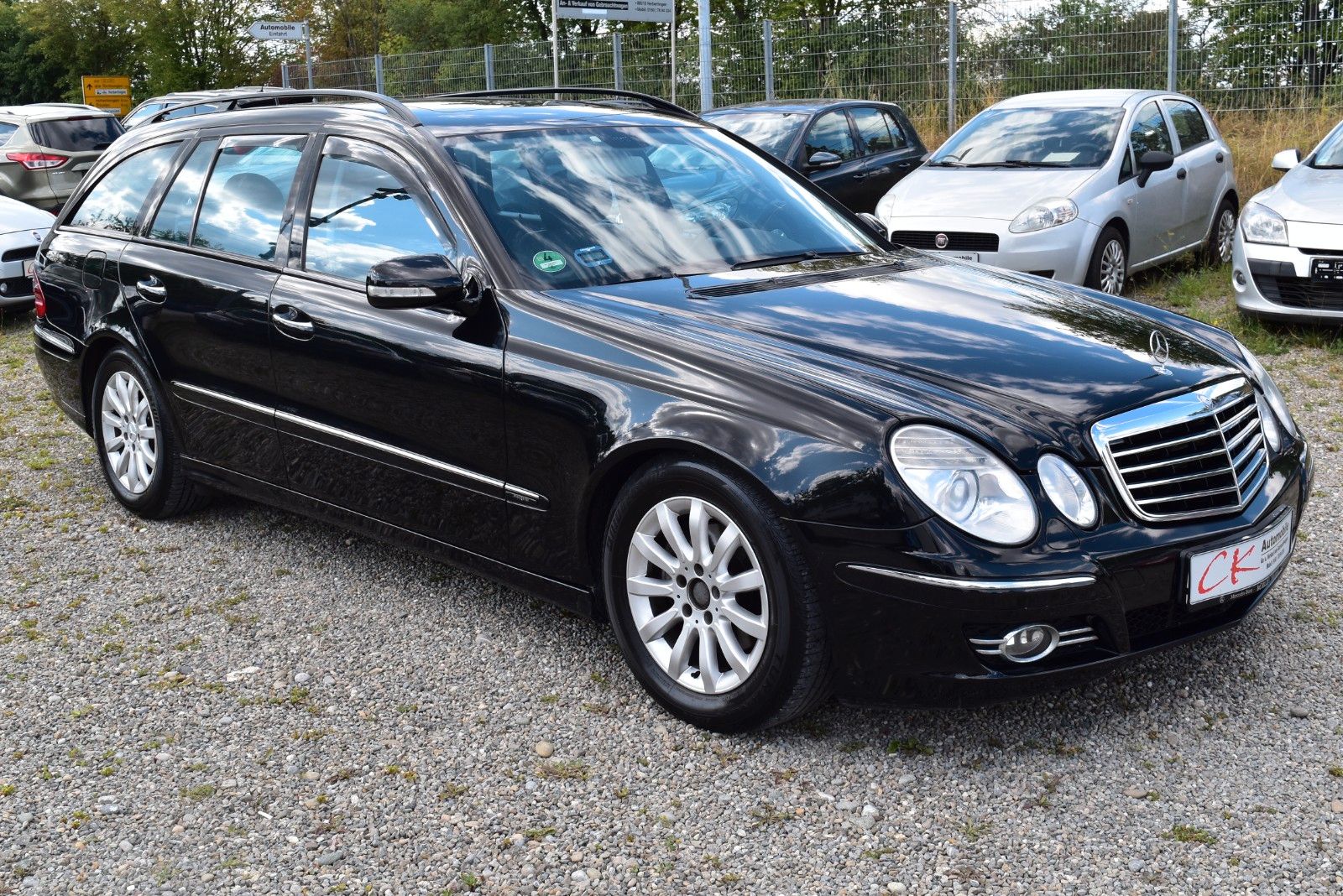 Mercedes Mercedes-Benz E 200 E T-Modell E 200 Kompressor*TÜ