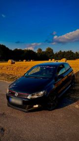 Volkswagen Polo GTI 6R, Baujahr 2011. - Volkswagen Polo mit Benzin-Antrieb: Coupé