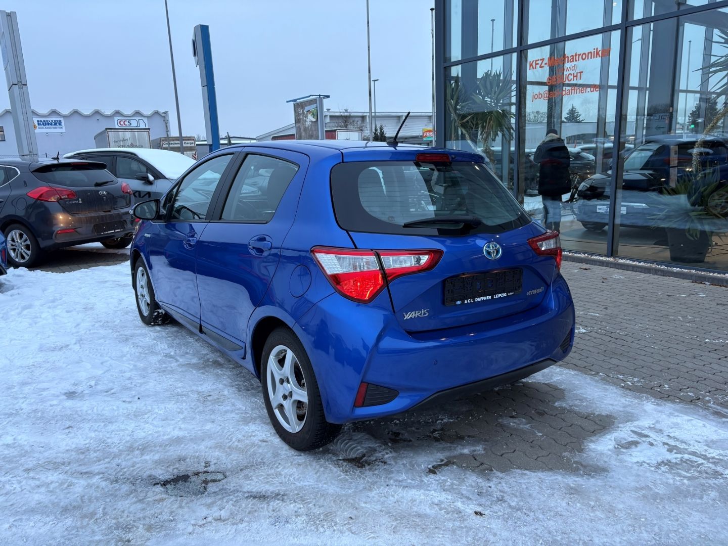 Fahrzeugabbildung Toyota Yaris Hybrid Comfort KLIMA PDC v/h