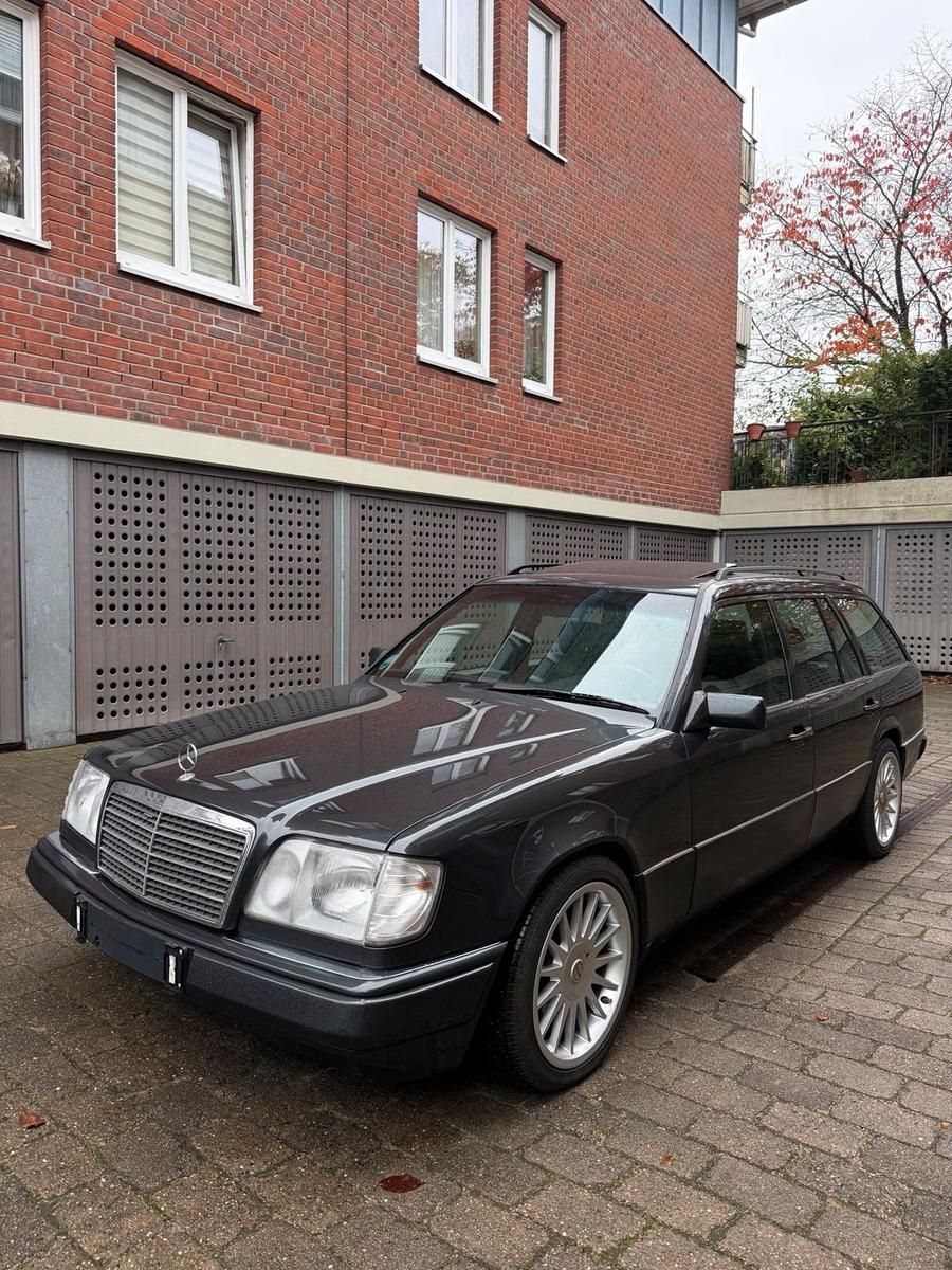 Mercedes-Benz E 280