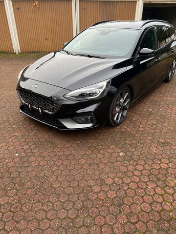 Ford Focus 2,3 EcoBoost ST Styling-Paket Turnier ...