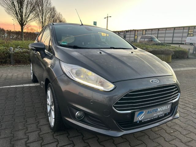 Ford Fiesta Titanium 1.0*100PS*SHZ*PDC*KLIM*8xBEREIFT