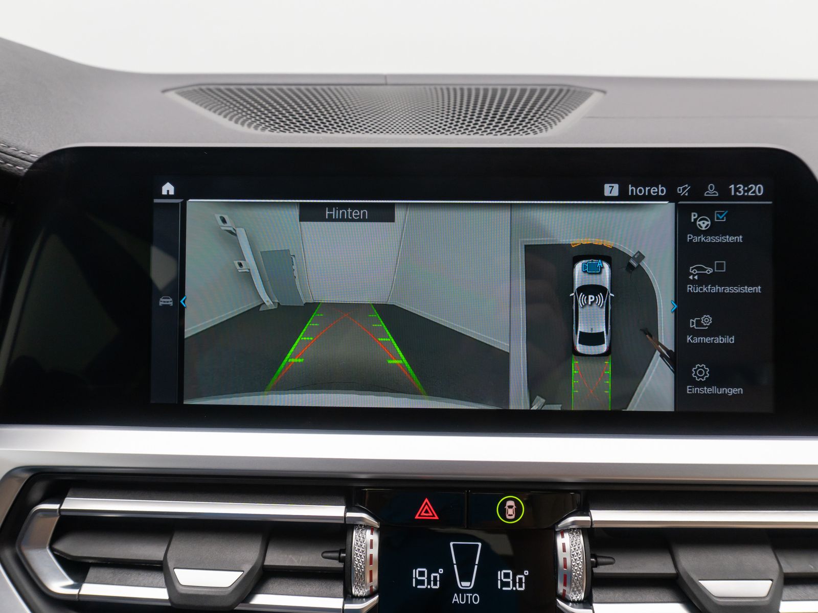 Fahrzeugabbildung BMW 330e Luxury Line 360°Laser HUD DAB H/K Komfort