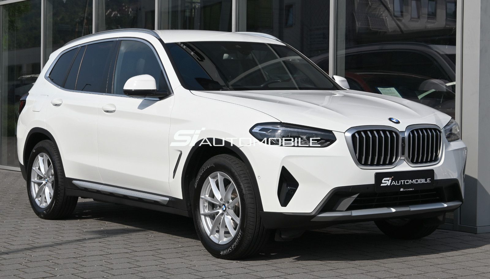 Fahrzeugabbildung BMW X3 xDr20d °AHK°M SPORT LENKRAD°STANDHEIZUNG°360°