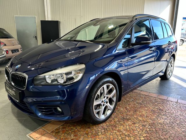 BMW 220i Gran Tourer Sport Line *1.HAND*