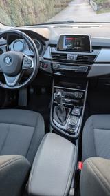 BMW 216 Active Tourer 216d - EZ 09/2021 - BMW 216 Active Tourer: Silber