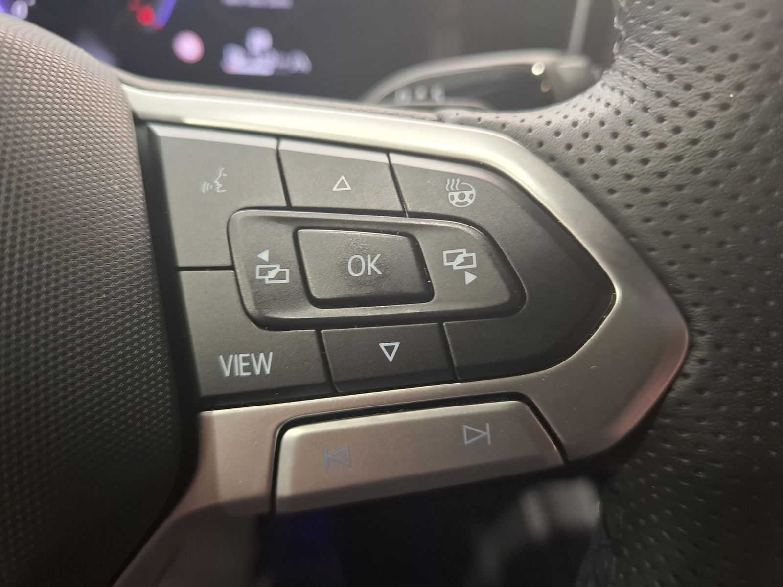 Image du véhicule Volkswagen Tiguan 2.0 TDI 4M R-Line PANO*H&amp;K*AHK*MATRIX*20".