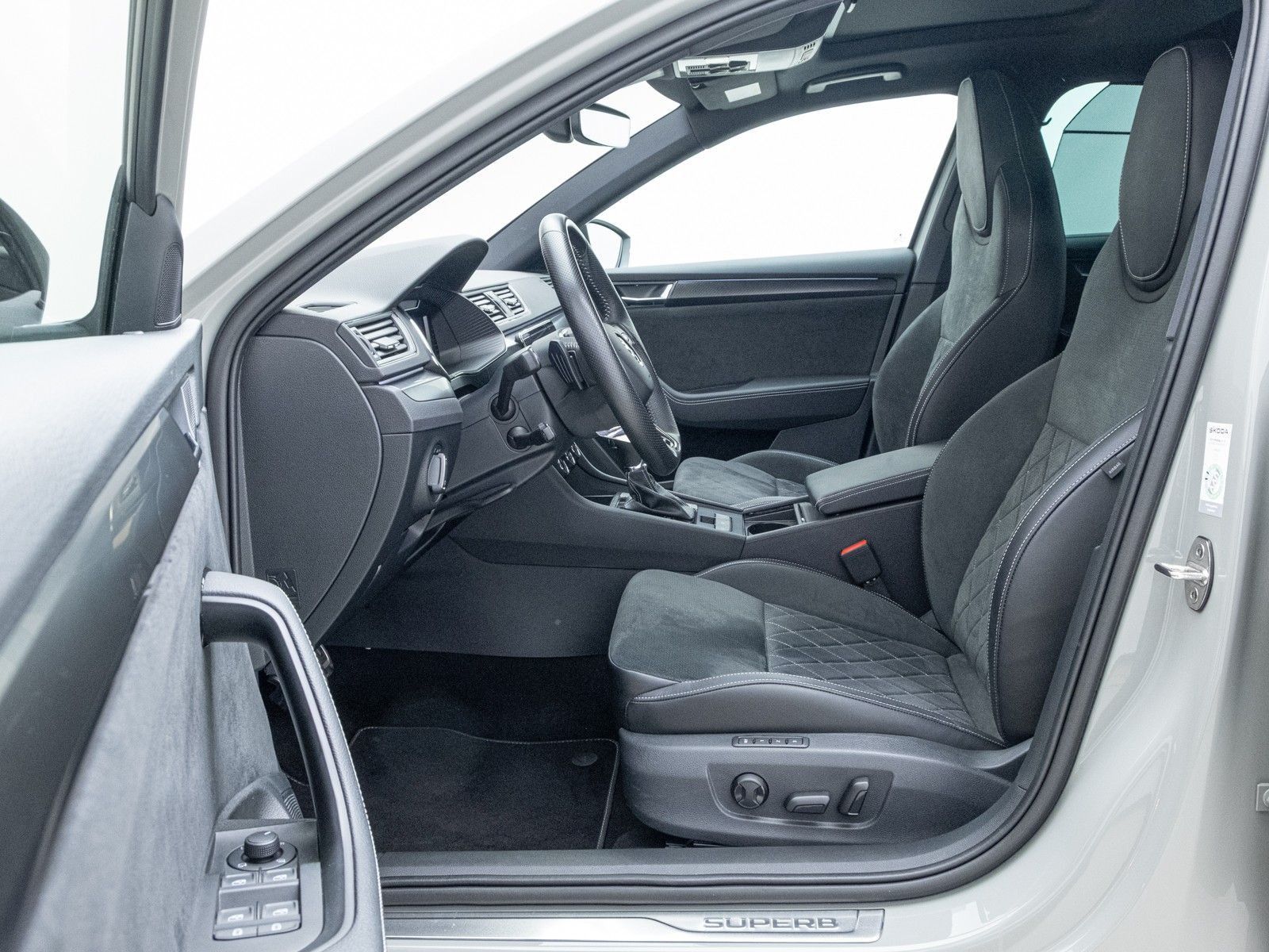 Skoda Superb - Bild 12