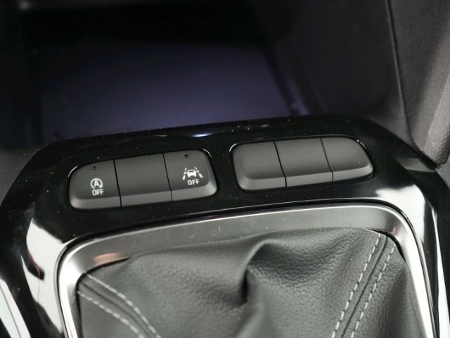Corsa F FACELIFT YES+SITZHEIZUNG+LED-SCHEINWERFE