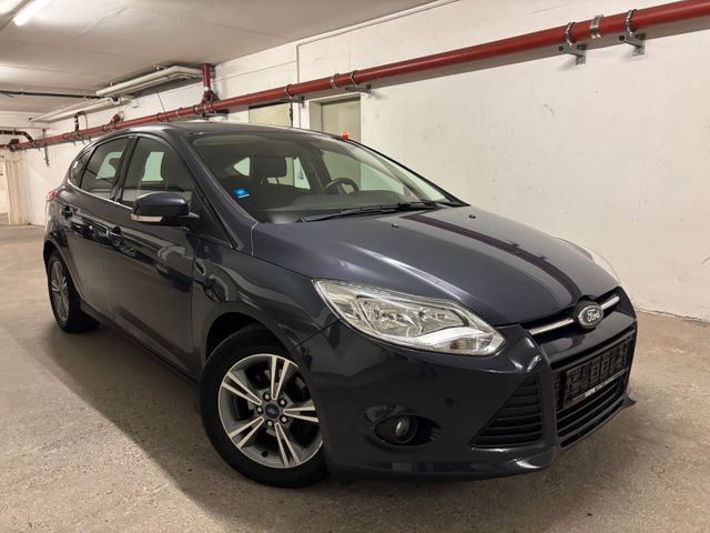 Ford FOCUS SYNC EDITION|S-HEFT NUR FORD|TÜV NEU|1HAND