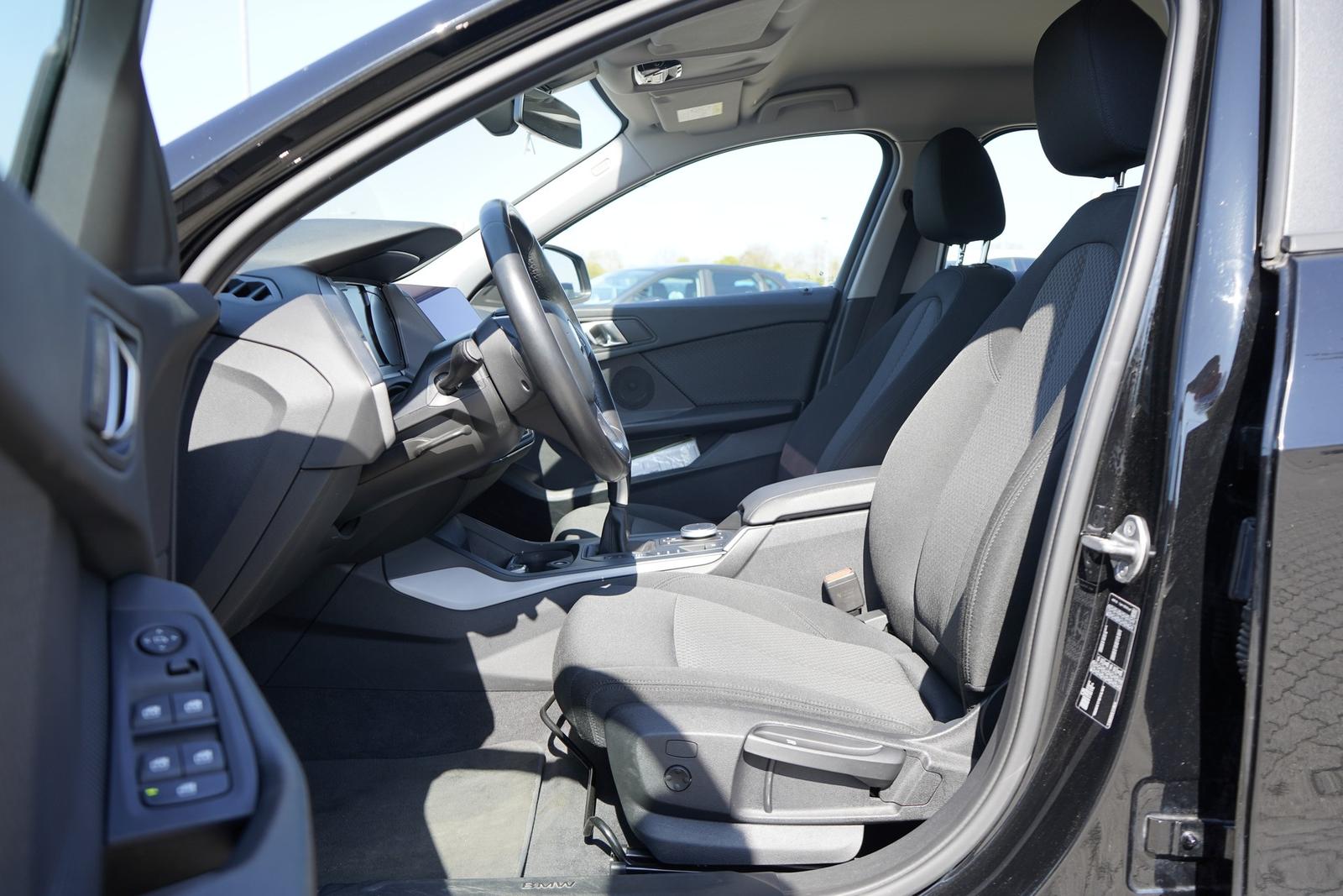 BMW 118 i Advantage Navi PDC Klimaaut. Tempomat DAB, миниатюра 23