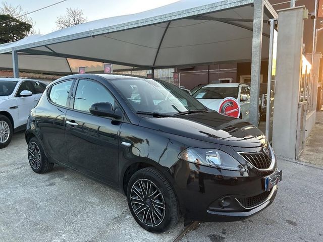 Jiný LANCIA - Ypsilon - 1.0 FireFly 5p.S&S Hybryd Gol