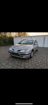 Renault Megane Automatik mit TÜV 07/27 - gebrauchte Renault Megane aus dem Jahr 1996