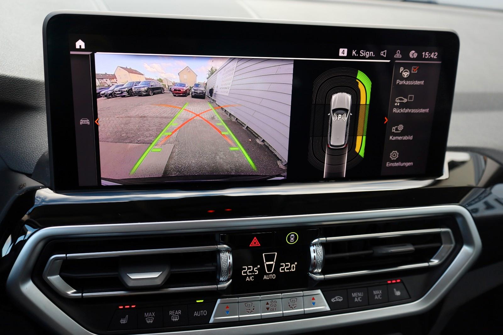 BMW X3 xDrive 20d Leder,Navi,Kamera,Standhz,AHK +WR