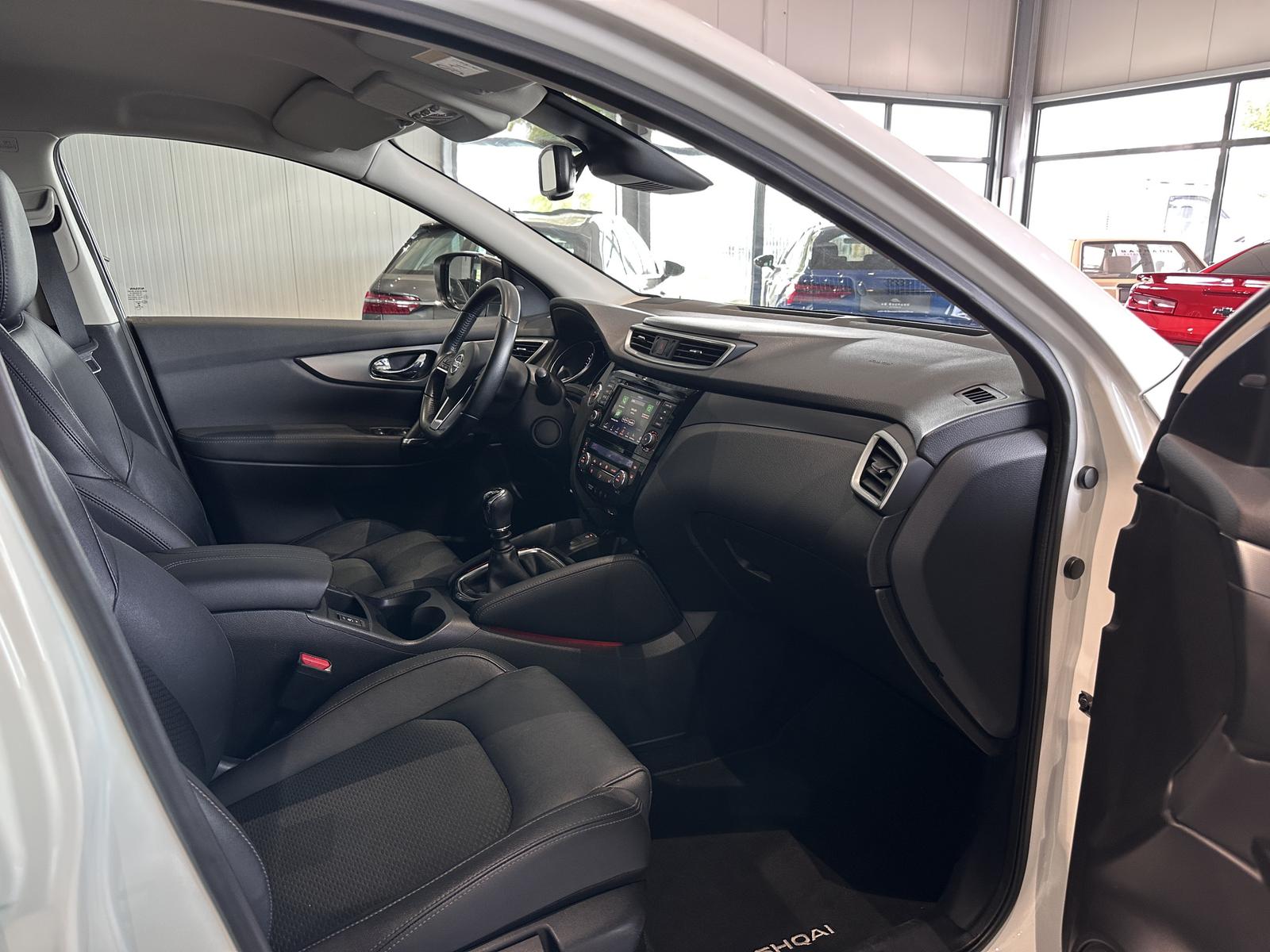 Nissan Qashqai Tekna *ACC, SPURHALTE, TOTWINKEL, 360GR*