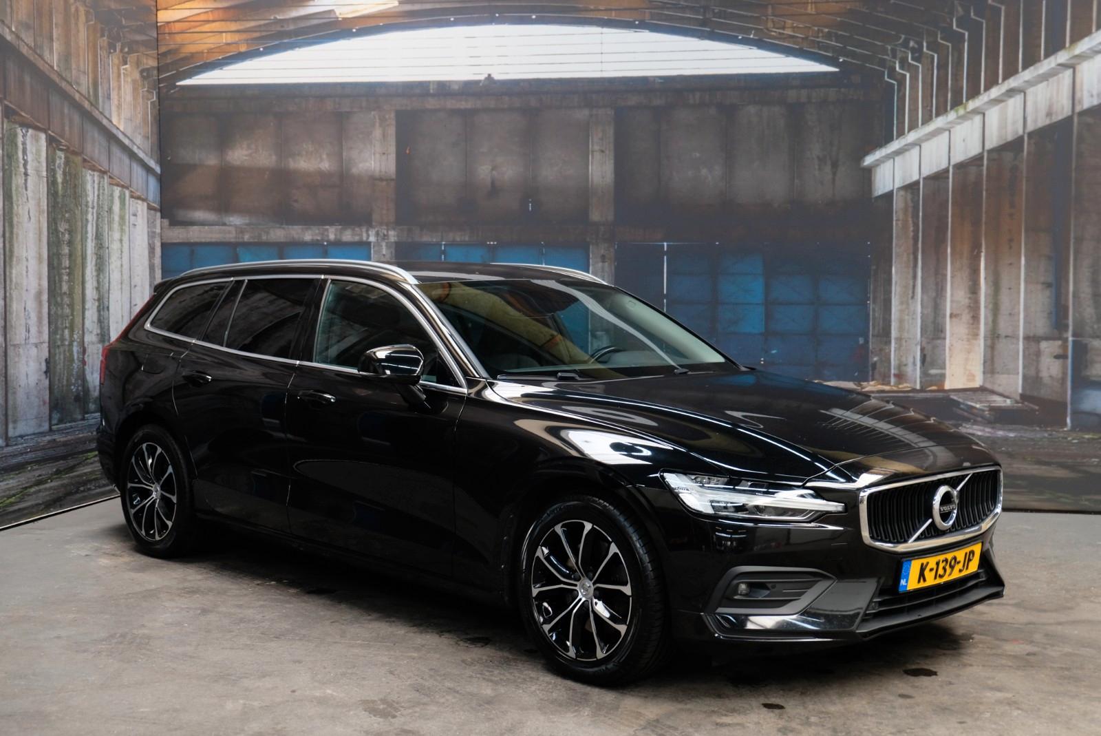 Volvo V60 2.0 B3 Aut. LED*Vollleder*Komfort Sitze*Shz