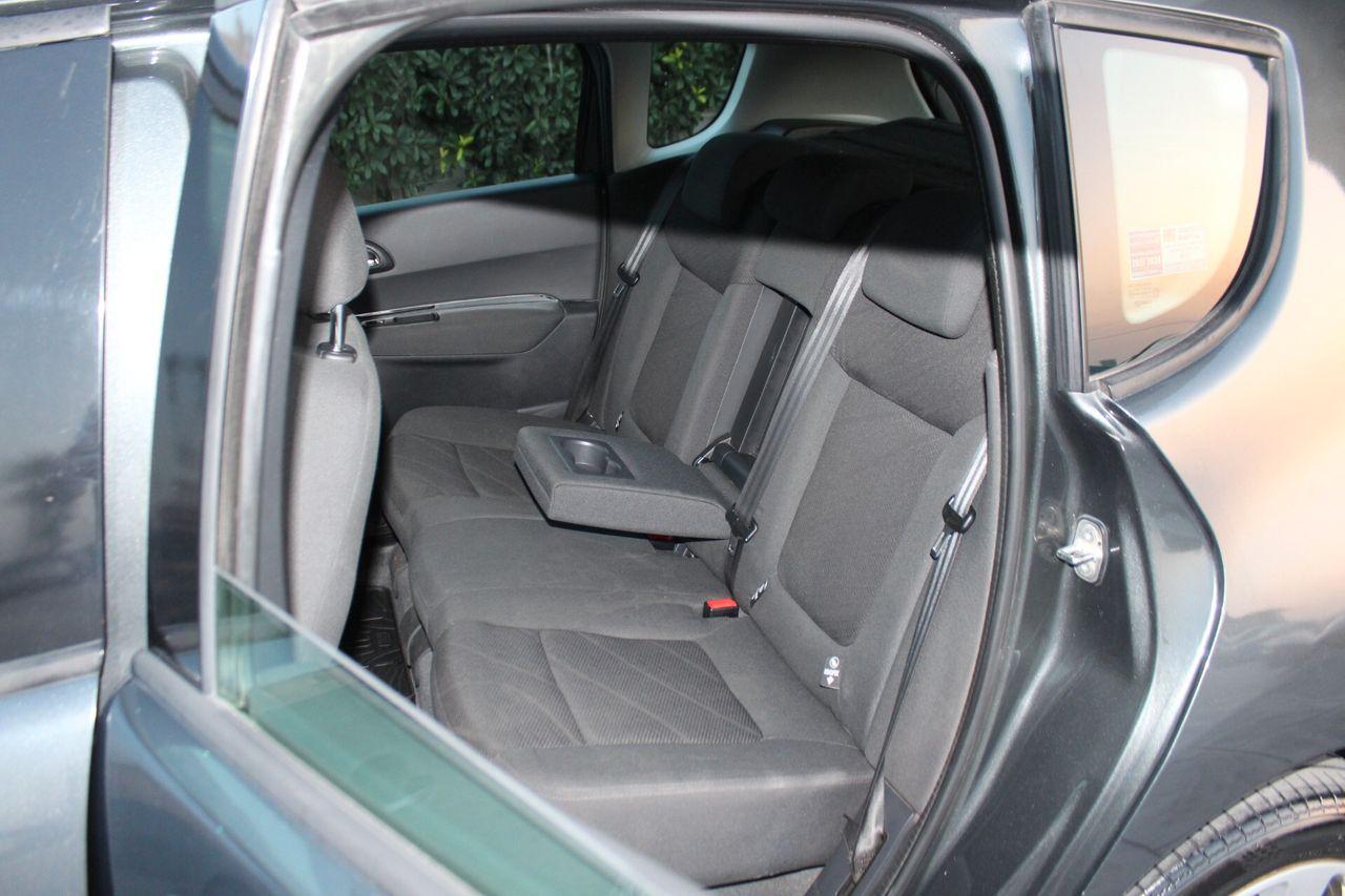 Peugeot 3008 2015 — photo 8