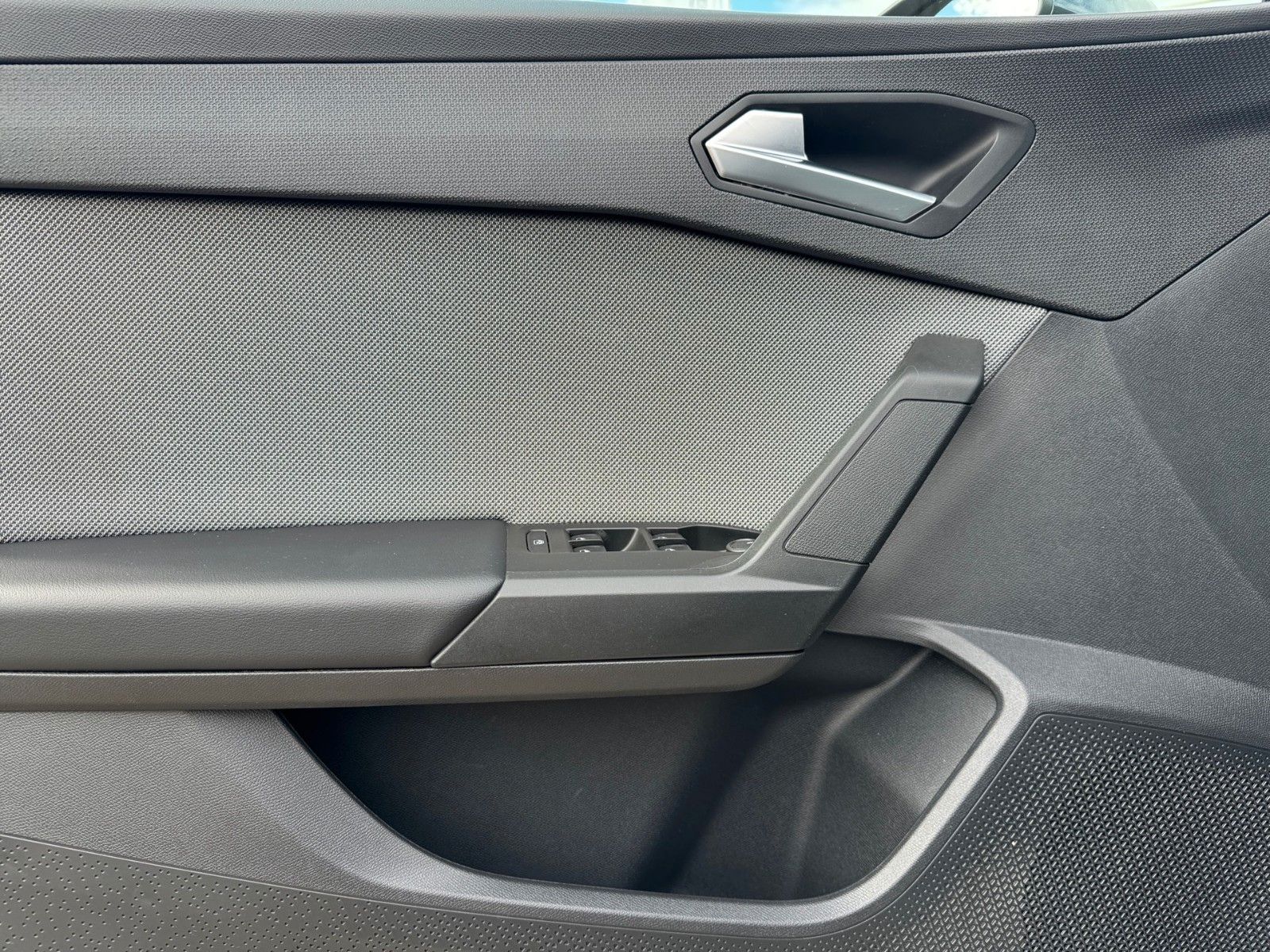 Fahrzeugabbildung SEAT Leon Style 1.0 eTSI