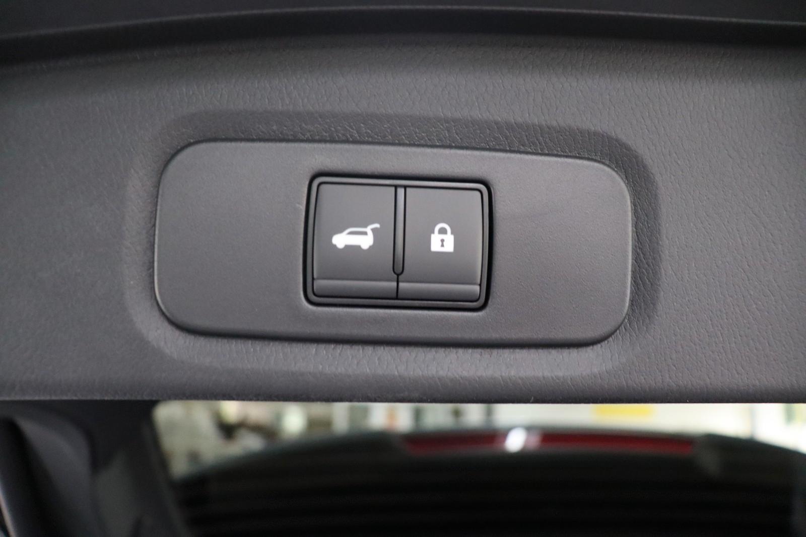 Nissan Qashqai 1.3 AT N-Connecta Navi,Pano,eHeck SOFORT, миниатюра 16