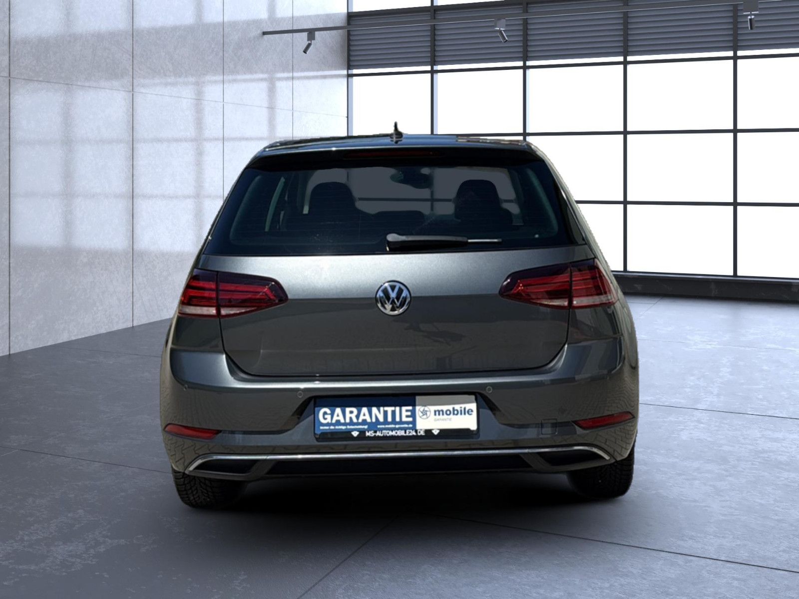 Fahrzeugabbildung Volkswagen Golf VII Lim. IQ.DRIVE / unfallfrei