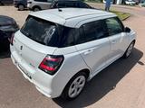 Suzuki Swift 1.2 Dualjet Hybrid 61 kW NAVI+KAMERA+ACC - Suzuki Swift: 1.6